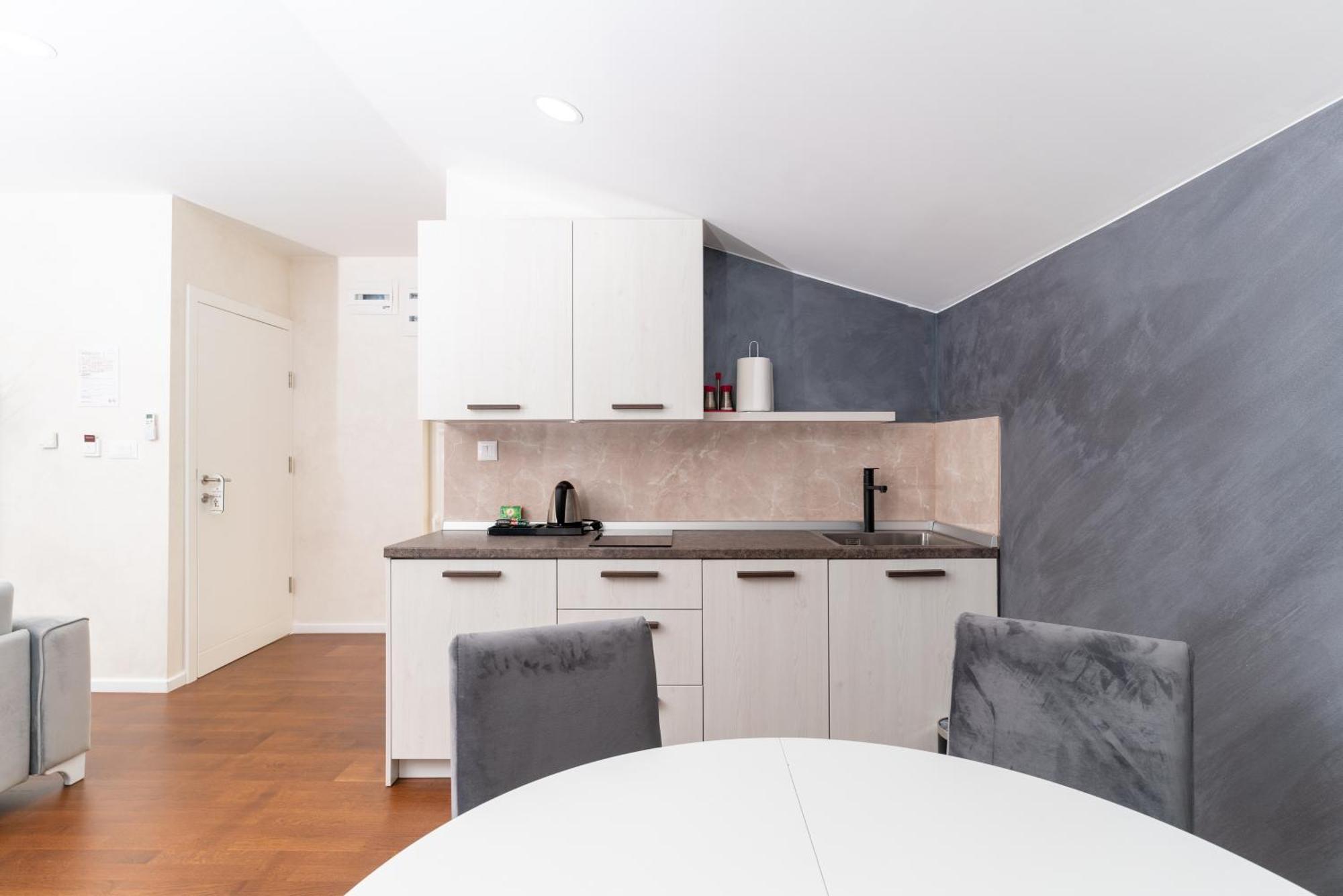 Ornament Hotel And Apartments Sarajevo Ngoại thất bức ảnh