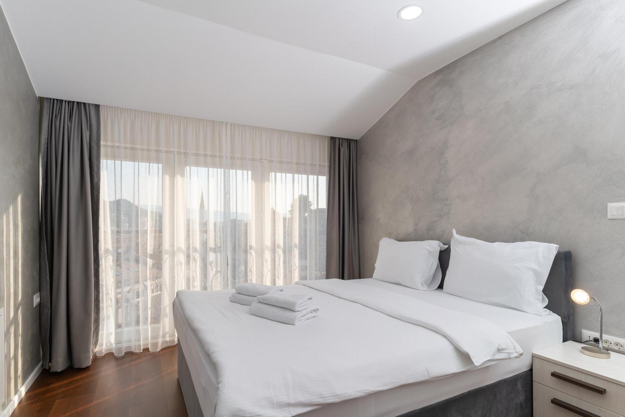 Ornament Hotel And Apartments Sarajevo Ngoại thất bức ảnh