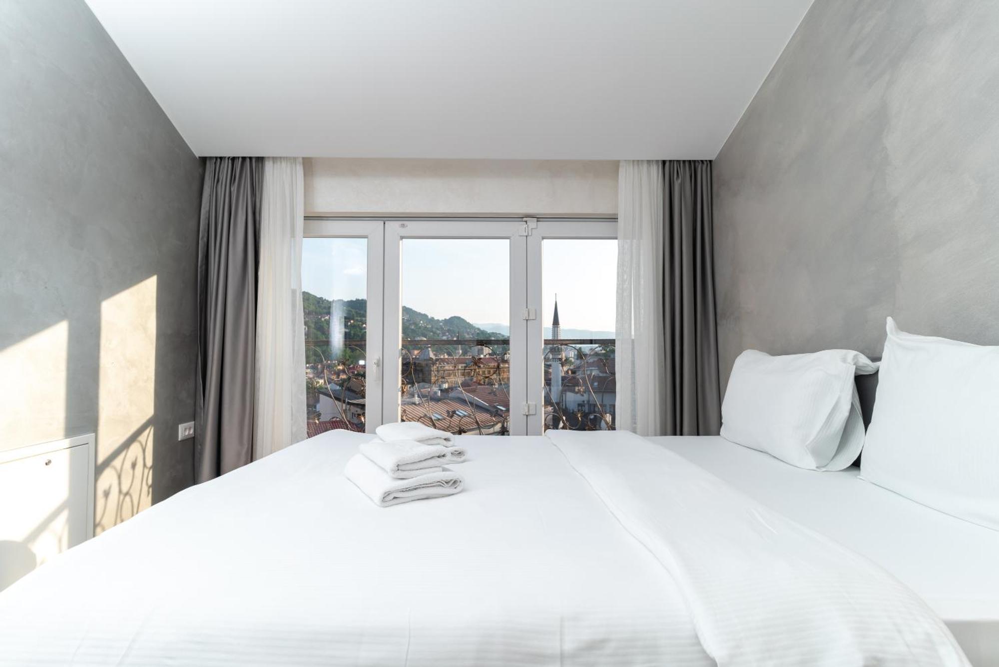 Ornament Hotel And Apartments Sarajevo Ngoại thất bức ảnh