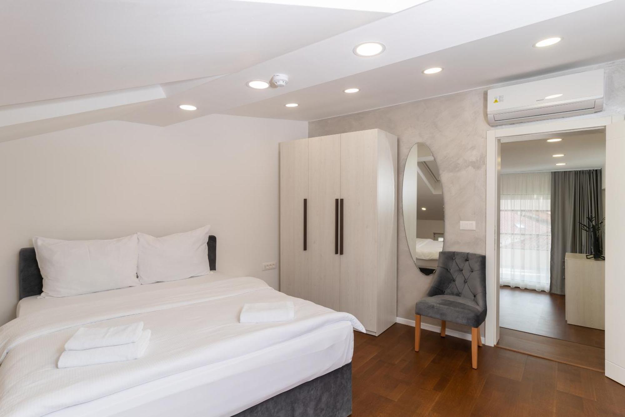 Ornament Hotel And Apartments Sarajevo Ngoại thất bức ảnh