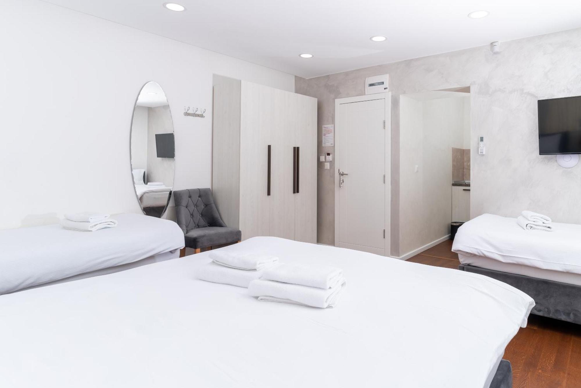 Ornament Hotel And Apartments Sarajevo Ngoại thất bức ảnh