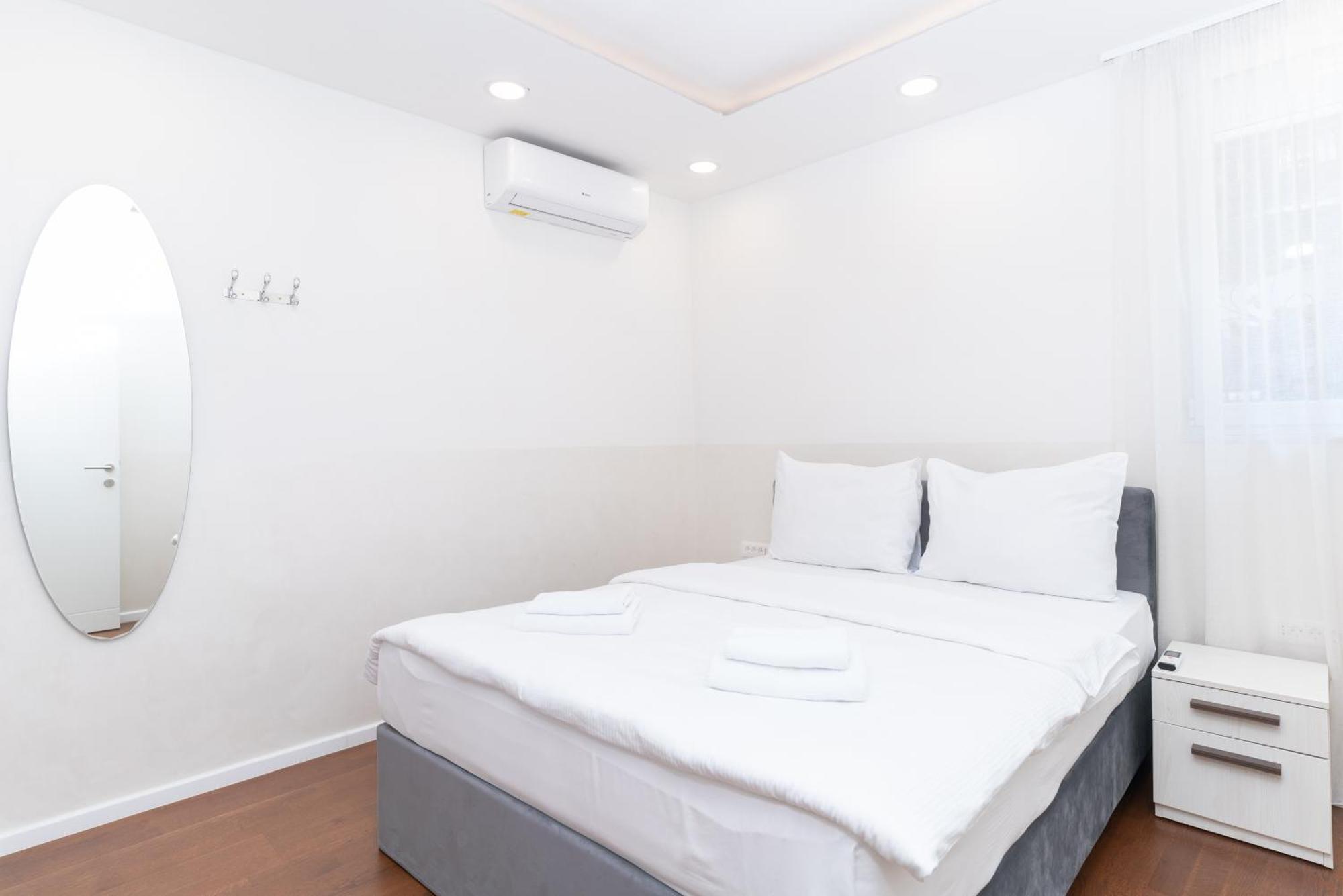 Ornament Hotel And Apartments Sarajevo Ngoại thất bức ảnh