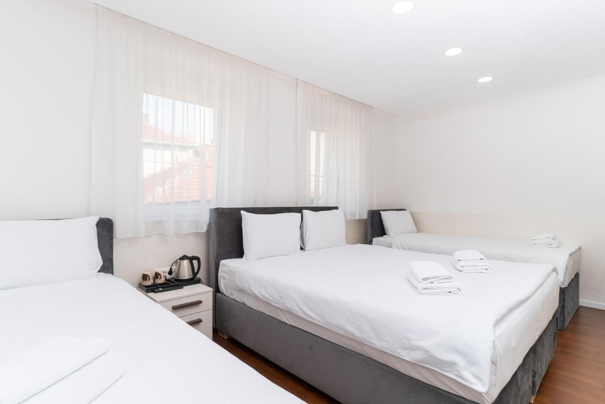 Ornament Hotel And Apartments Sarajevo Ngoại thất bức ảnh