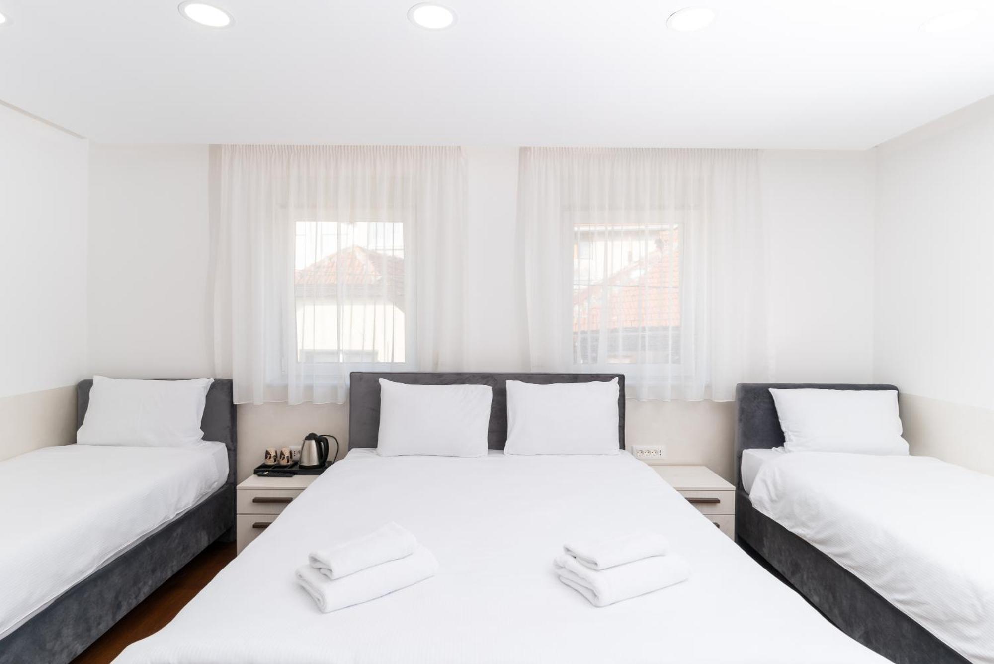 Ornament Hotel And Apartments Sarajevo Ngoại thất bức ảnh