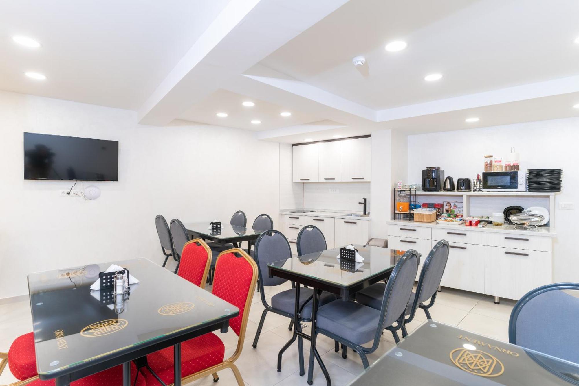 Ornament Hotel And Apartments Sarajevo Ngoại thất bức ảnh